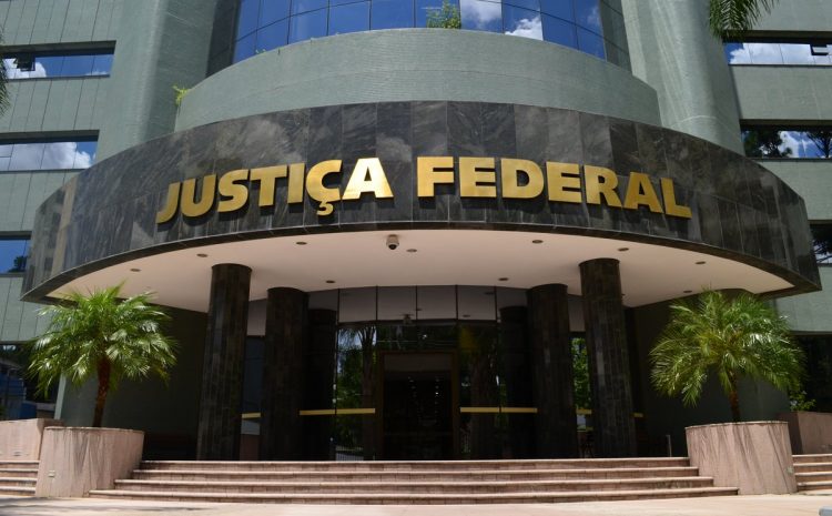  JF-PR determina que edital de concurso público tenha adequação de salário