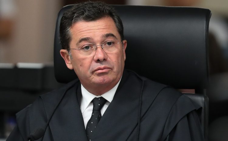  STF suspende ação penal contra ministro do TCU Vital do Rêgo