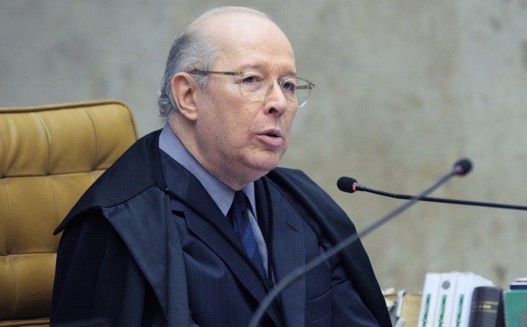 Ministro Celso de Mello vota para que depoimento de Jair Bolsonaro seja presencial