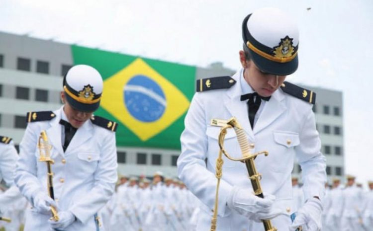  Justiça Federal afasta exame clínico de mamas e genitais em concursos da Marinha