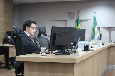  TRE-RN julga como improcedente representação contra o prefeito Álvaro Dias por conduta vedada