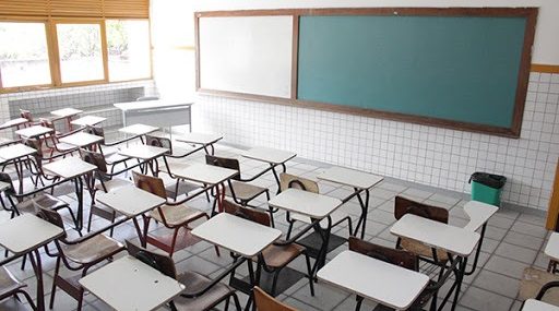  Sem comprovar matrícula, escola não pode exigir pagamento de mensalidades