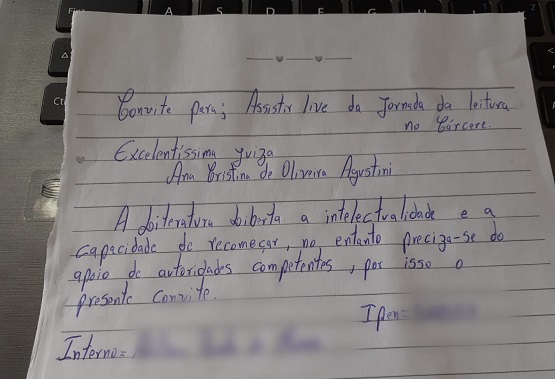  Juíza aceita convite de preso escrito à mão para assistirem juntos live sobre leitura