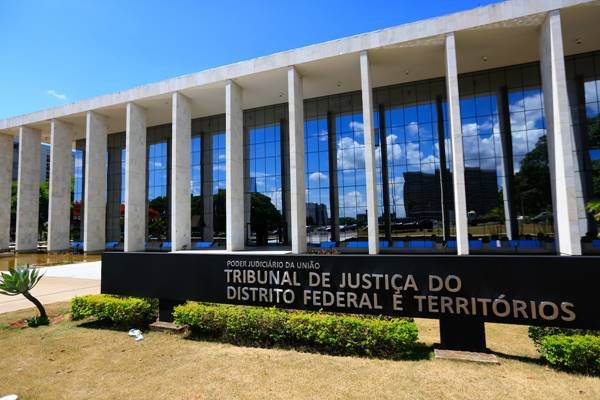  Falsos juízes do TJ-DF são presos por aplicar golpes em prefeituras