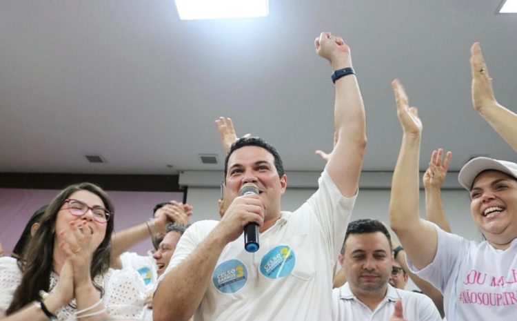Celso Barros vai continuar à frente da OAB Piauí nos próximos três anos