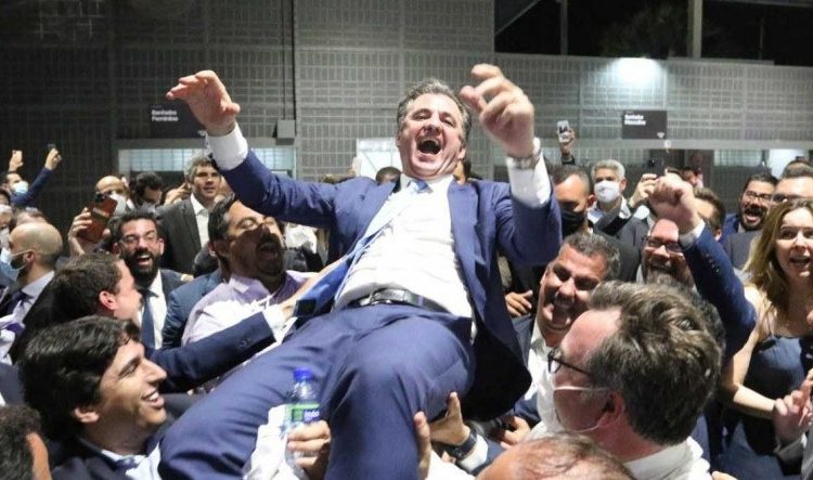 Com pouco mais de 200 votos de diferença, Fernando Ribeiro vence as eleições da OAB-PE