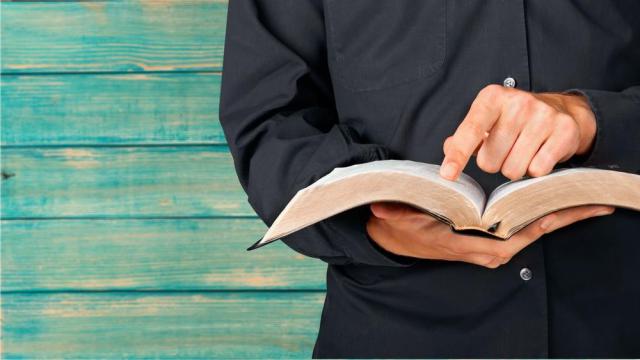  Lei que propõe leitura bíblica nas escolas é declarada inconstitucional