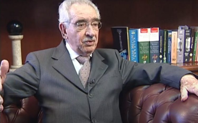  Morre, aos 94 anos, José de Jesus Filho, ministro aposentado do STJ