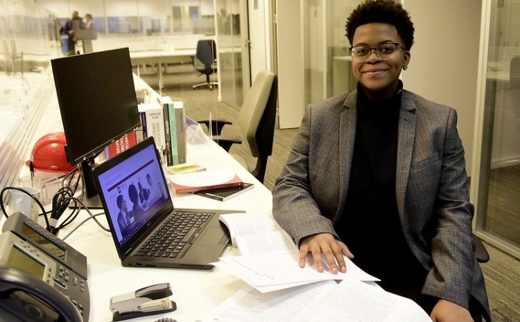  INCLUIR DIREITO: Projeto é premiado pela inclusão de pessoas negras na advocacia