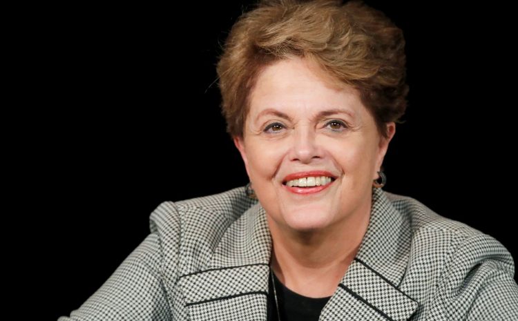  Usuária de rede social terá que indenizar Dilma em R$ 30 mil por notícia falsa, decide TJ-DFT