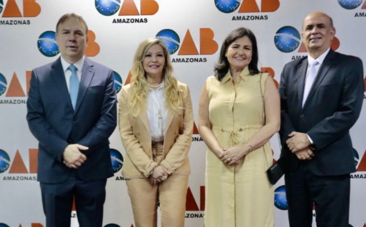 Jean Cleuter assume comando da OAB Amazonas junto com a nova diretoria