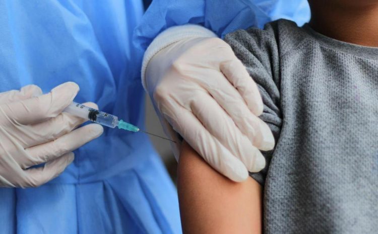  Município indenizará mulher que tomou vacina da Covid-19 vencida