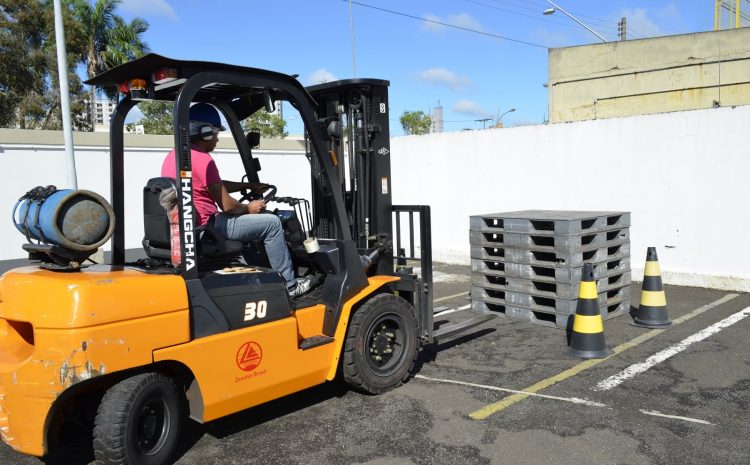  Operador de empilhadeira tem direito a pensão, mesmo após obter novo emprego