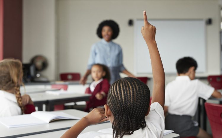  Município deve ter profissionais de apoio para estudantes com deficiência