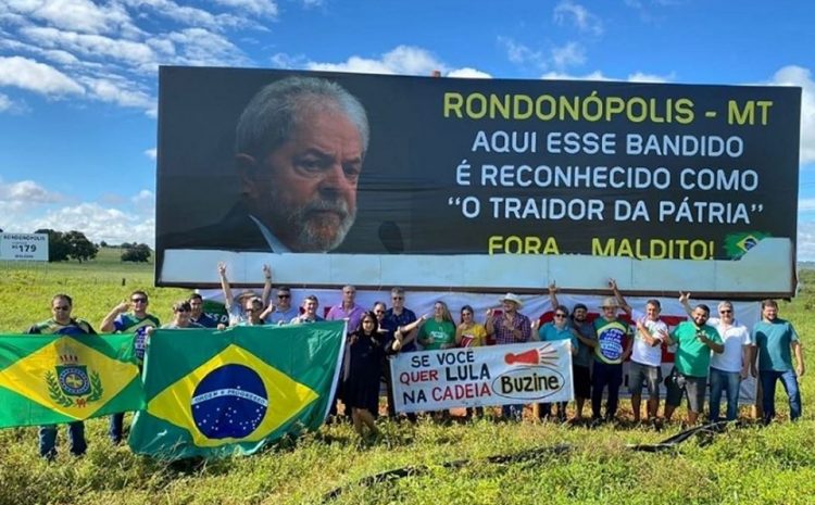  ‘O TRAIDOR DA PÁTRIA’: MP-MT instaura inquérito para apurar injúria e ameaça contra Lula em outdoor