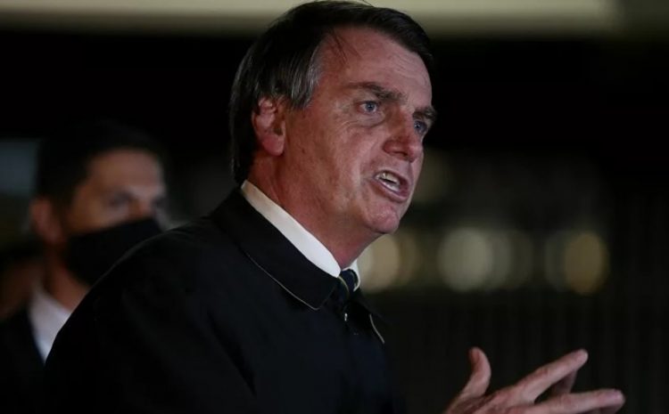  Bolsonaro é condenado a pagar R$ 100 mil por ataques a jornalistas