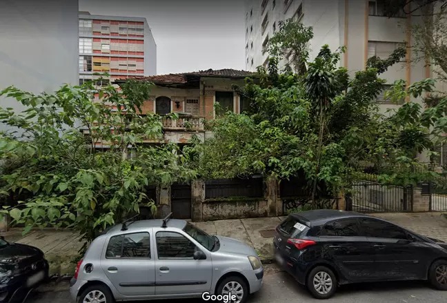  Justiça tentou por 5 anos cobrar a mulher da casa abandonada por dívida de R$ 745￼