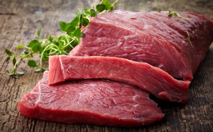  Grande apreensão de carne imprópria revela abate clandestino em Bonito-MS