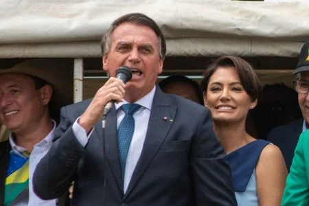 Em discurso, Bolsonaro reitera “jogo nas quatro linhas da Constituição” e que hoje “todos sabem o que é o STF”