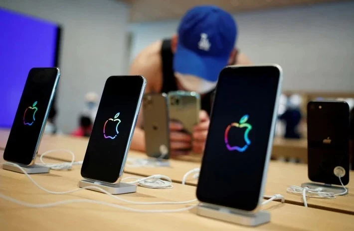  Apple é condenada a restituir cliente por celular danificado pela água