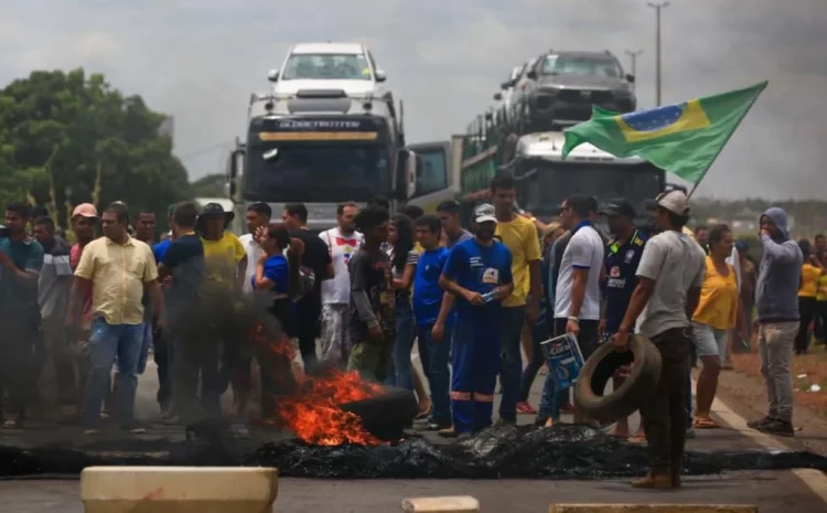 Em nova decisão, Moraes autoriza PMs dos estados a liberarem rodovias e prenderem manifestantes