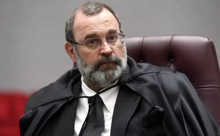  Juiz federal não pode exercer juízo de valor para manter preso no sistema federal, confirma STJ