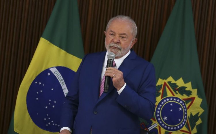  COM REAJUSTE DE 18%: Lula sanciona lei que aumenta salário dos ministros do STF e de outras carreiras