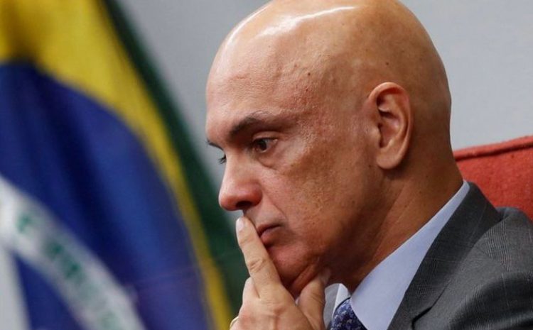  Extremistas querem colocar o Poder Judiciário “de joelhos”, afirma Moraes