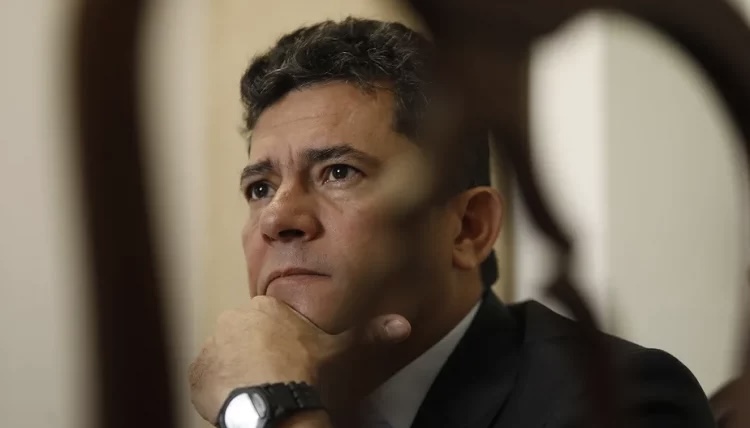  A IMPRENSA É LIVRE : TJ-PR decide manter posts em que jornalista chama Sergio Moro de “juiz corrupto”