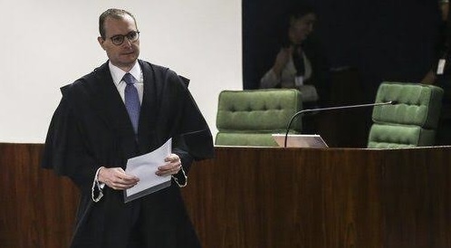  O FUTURO MINISTRO  ? ‘Se indicasse o Zanin todo mundo compreenderia’, diz Lula sobre primeira nova escolha para STF 