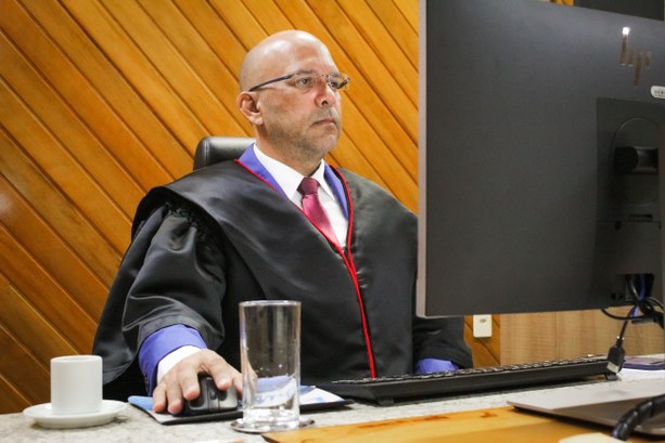  Juiz Matias Pires Neto despede-se do Pleno do TRE-AP