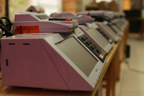  TRE-SP inicia ciclo de verificação das urnas eletrônicas com foco nas Eleições 2024