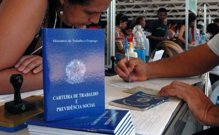  Firmado acordo para contratação de mulheres em situação de vulnerabilidade social