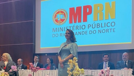  Promotora Elaine Cardoso é reconduzida ao cargo de procuradora-geral de Justiça do RN