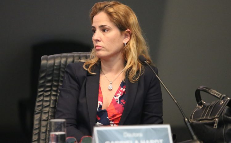  Juíza Gabriela Hardt é citada em reclamações no STF e CNJ