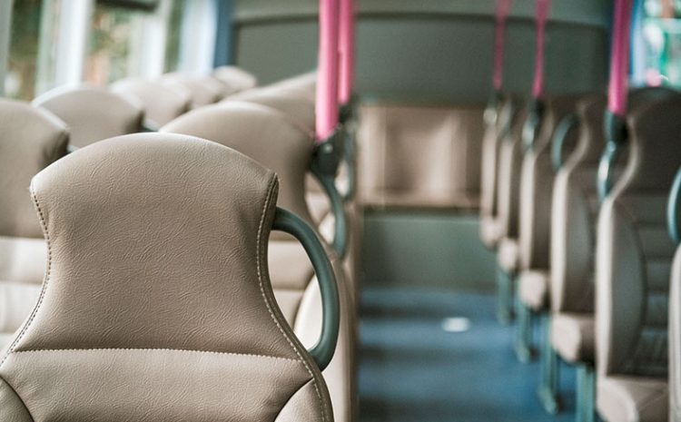  Empresa de ônibus que não compareceu em local de embarque deve indenizar passageiro no ES