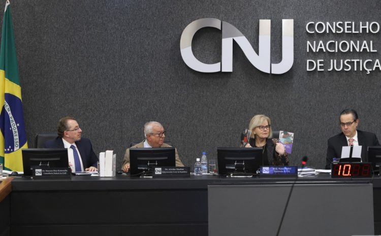  Rosa Weber anuncia que CNJ vai retomar mutirões carcerários em julho