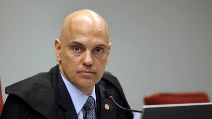  Alexandre de Moraes determina avaliação do estado de saúde de Roberto Jefferson
