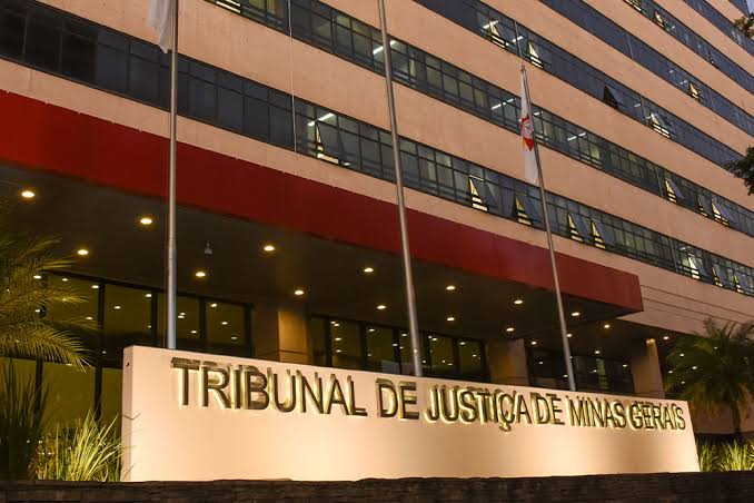  Justiça de MG determina exoneração de contratados irregulares e nomeação de aprovados em processo seletivo