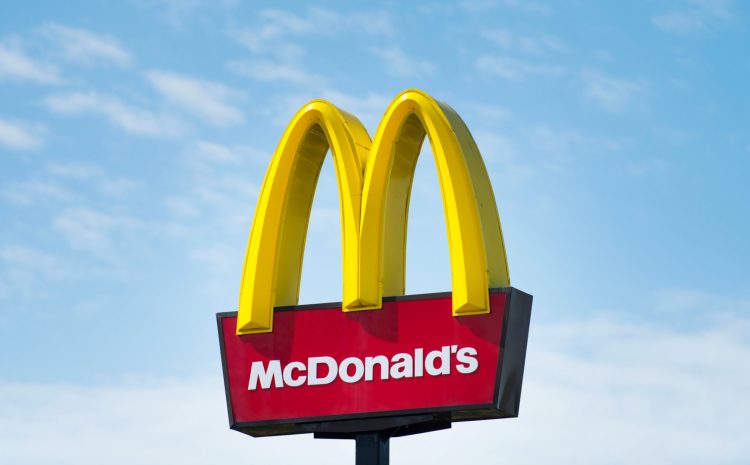  TRT busca ex-atendentes do McDonald’s que têm direito a gratificação