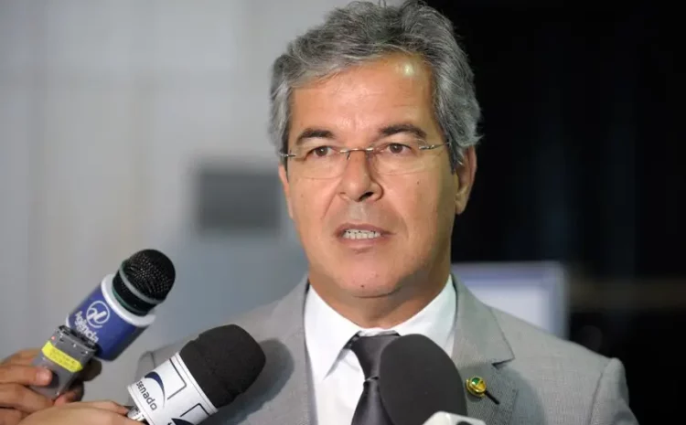  Presidente da Apex é acusado de omitir duplex de R$ 4,2 milhões da Justiça