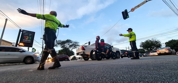  Juíza federal mantém suspensa construção de trincheira em cruzamento de Natal