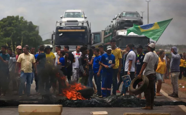  Financiadores de bloqueios em rodovias após eleições 2022 são alvo de operação da PF