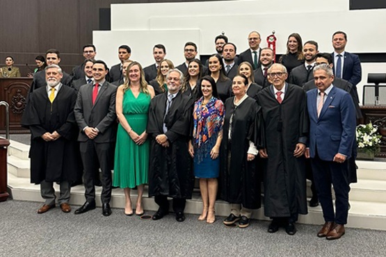  Tribunal de Justiça de Santa Catarina empossa 16 novos juízes substitutos