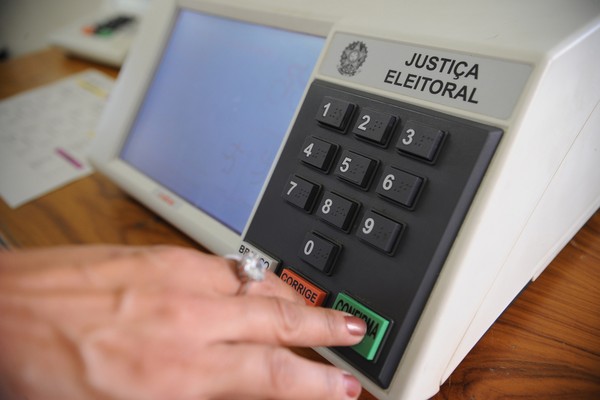  Justiça do Trabalho condena cooperativa a indenização de meio milhão de reais por assédio eleitoral
