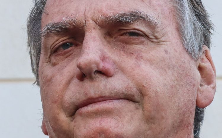  Bolsonaro é condenado a indenizar jornalistas por danos morais