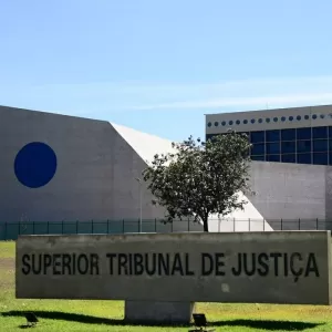  STJ anula pena de homem negro acusado por ‘ouvir dizer’