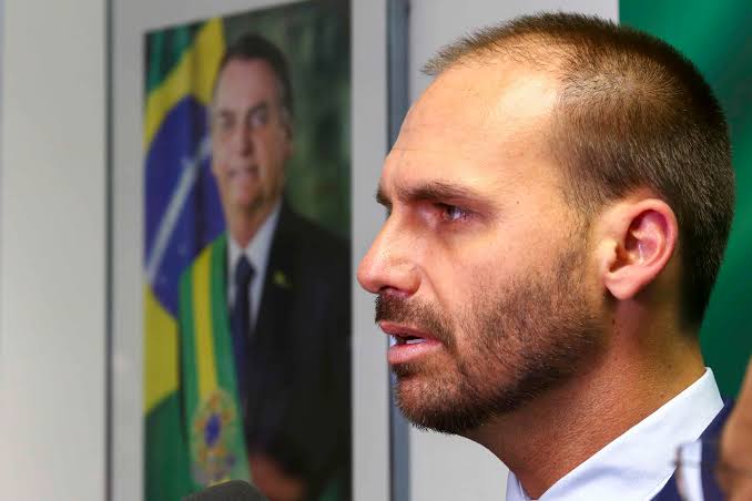  STF não consegue intimar Eduardo Bolsonaro em queixa-crime por comparar professor a traficante