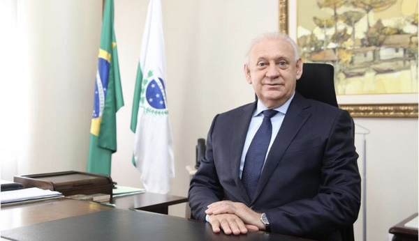  APÓS CONFESSAR PROPINA: OAB-PR pede afastamento ‘urgente e veemente’ do presidente da Assembleia Legislativa do Paraná