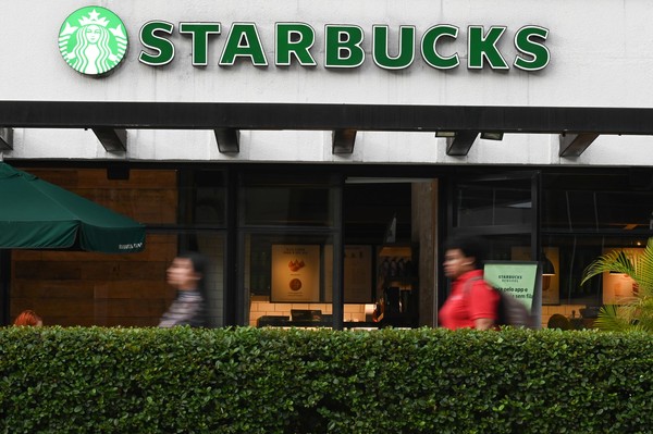  Justiça aceita pedido de recuperação judicial da SouthRock, operadora da Starbucks no Brasil